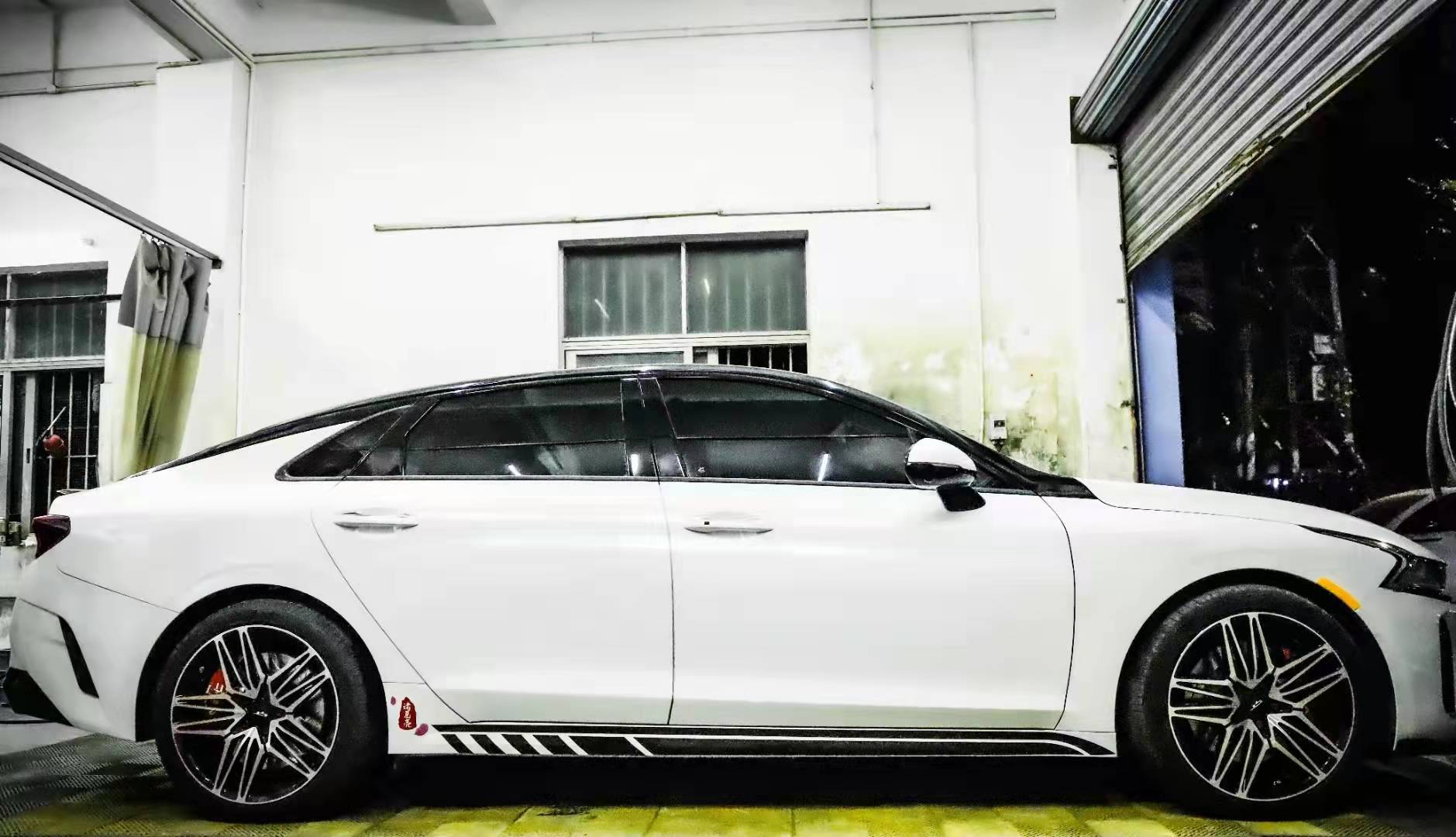 K5 凱酷高顏值、高性能，重新定義B級(jí)車(chē)體驗(yàn)標(biāo)桿！改裝亦不能少